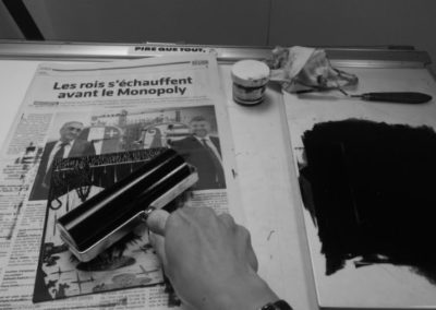 encrage au rouleau d'une plaque de taille d'épargne.